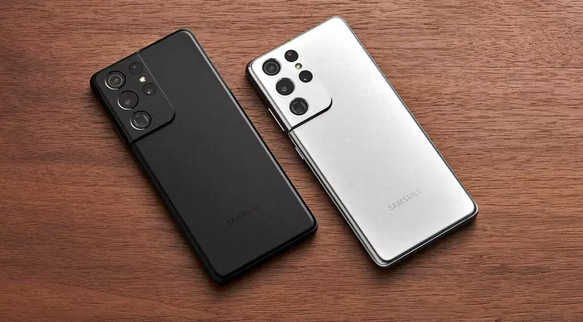 Samsung уже работает над оболочкой One UI 4.1 для Galaxy S21 Ultra