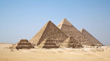 Decenas de pirámides egipcias construidas probablemente a lo largo del brazo perdido del Nilo