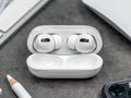 post_big/airpods-pro-new-1.jpg.pagespeed.ce_.jpg