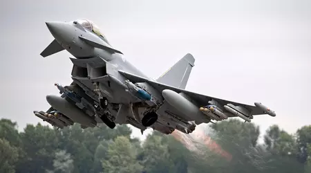 La Turquie est en pourparlers avec le Royaume-Uni et l'Espagne pour l'achat de 40 avions de combat Eurofighter Typhoon, en raison d'une nouvelle pause dans le contrat F-16 Fighting Falcon, d'une valeur de 20 milliards de dollars.