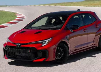 Toyota is testing a new 400 ...