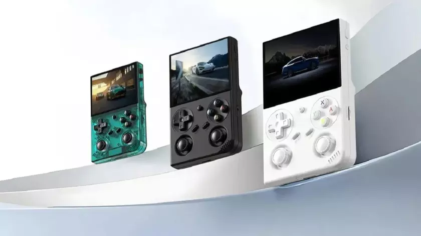 Anbernic RG35XX Pro: Revamping Retro Gaming with Modern Flair