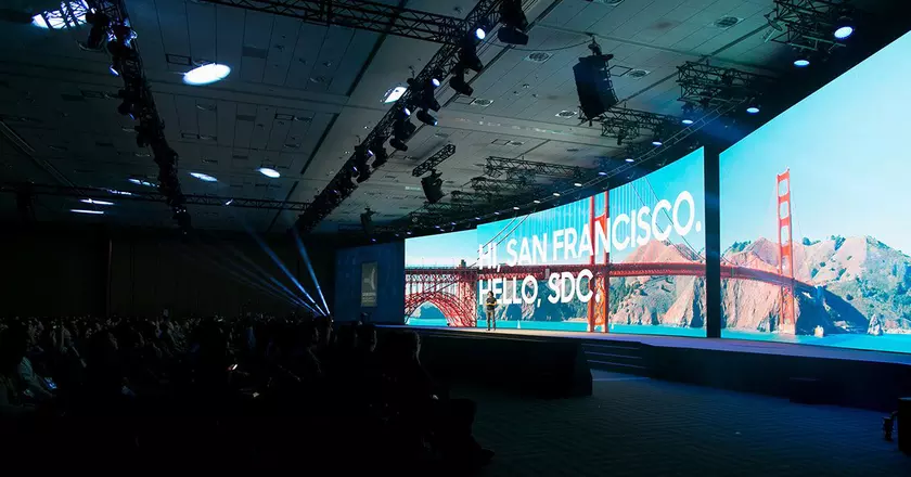 Гибкий смартфон на Samsung Developer Conference: смотрим трансляцию