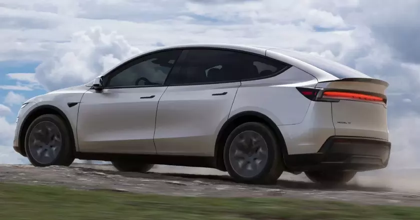 Tesla Model Y L: What the Evolution of the Classic Tesla SUV Offers