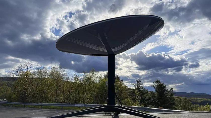 Украина получит 10 тысяч терминалов Starlink от Германии