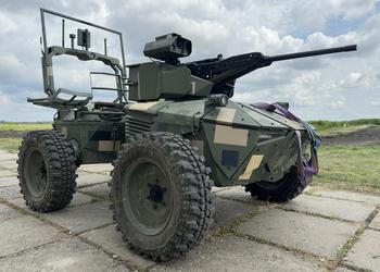 Сили оборони України в реальних бойових умовах тестують безпілотного робота Ironclad з тепловізором і бойовою туреллю "ШаБля М2"