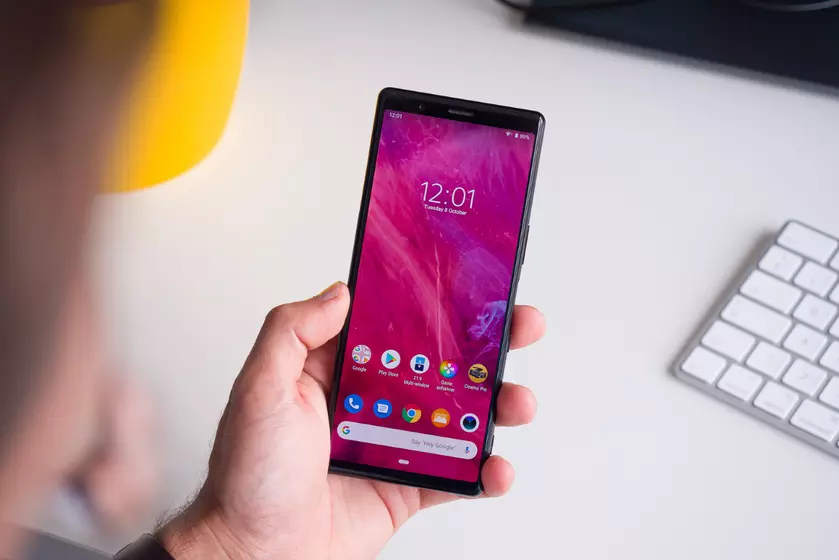 Дождались: Sony Xperia 1 и Xperia 5 начали получать обновление Android 10