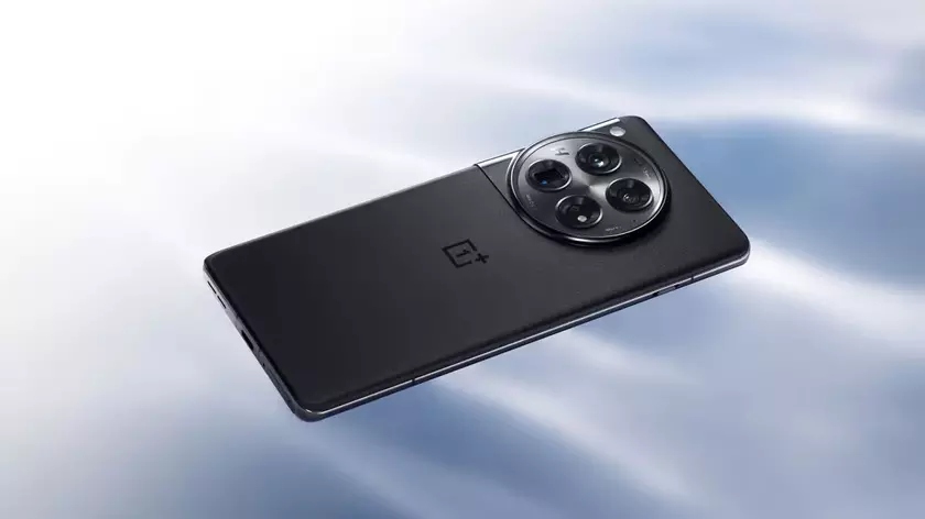 OnePlus 13 могут презентовать между октябрем и ноябрем за $835