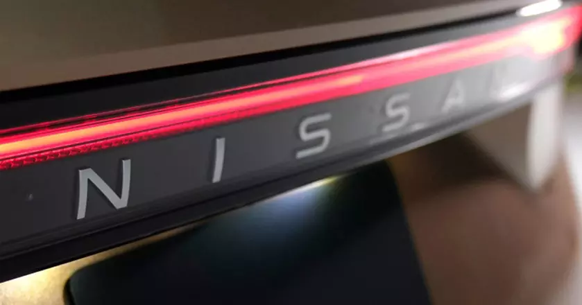 Расшифровка таинственной надписи 'Nissan' на багажнике: история бренда