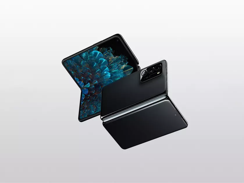 Официально: realme готовит к выходу свой первый складной смартфон