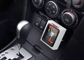 Автомобильная машина времени из фильма «Назад в будущее»