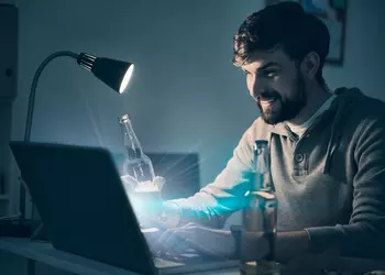 Опыт лечения за-за-заикания звука в Windows 10