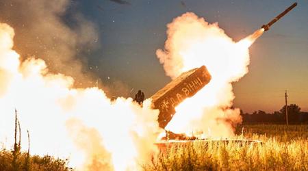 Die ukrainischen Streitkräfte zeigen zum ersten Mal ein Video vom Kampfeinsatz des einzigen Trophäen-Flammenwerfersystems TOS-1A Solntsek