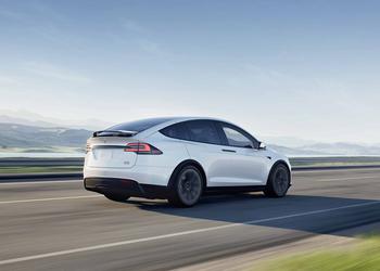 Tesla отзывает более 350 000 автомобилей Model S, Model Y и Model X в США из-за проблем с фарами и подушкой безопасности