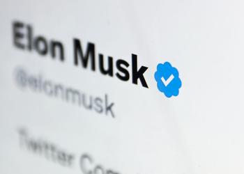 Twitter gives out "blue ticks" to everyone for $8: Fake celebrities "took over" the social network, even Musk "got hacked"