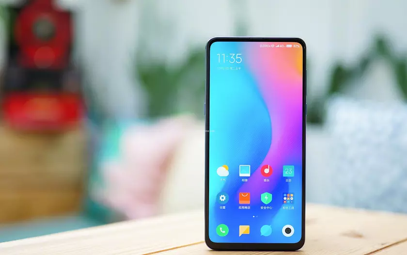 Первая информация о Xiaomi Mi 9: SoC Snapdragon 8150, камера на 48 Мп и 10 ГБ ОЗУ