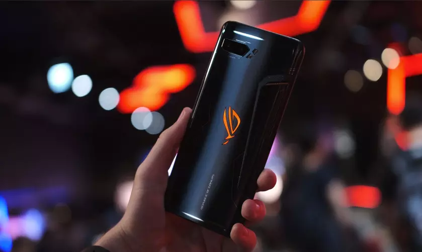 Источник: ASUS ROG Phone 3 получит процессор Snapdragon 865 Plus и дебютирует в третьем квартале