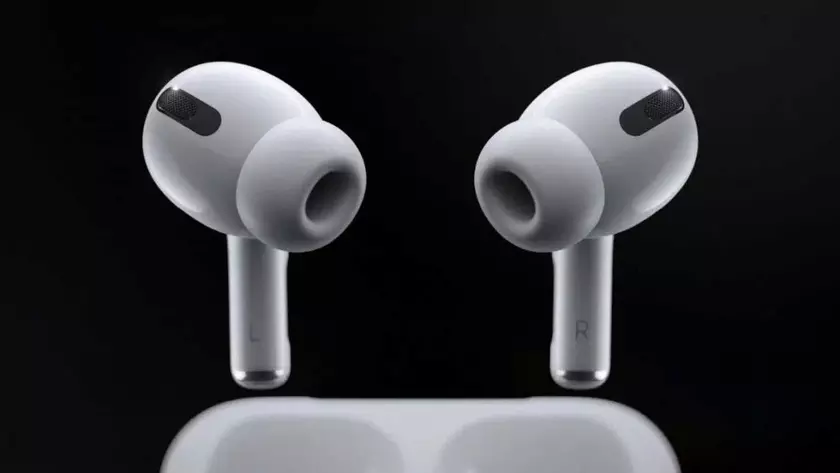 Наушники Apple AirPods Pro 2 могут выйти в двух размерах