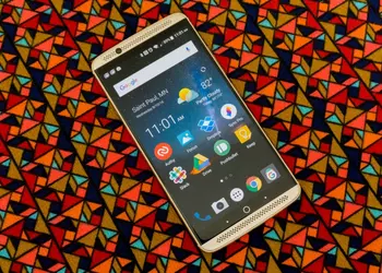 ZTE Axon 7 received the beta version of Android 8.0 Oreo