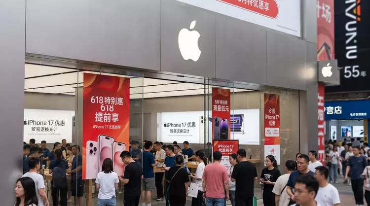 Apple cuts iPhone 17 prices in ...