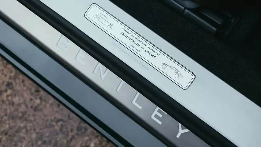 Bentley Continental GT Azure и Mark VI в Крю