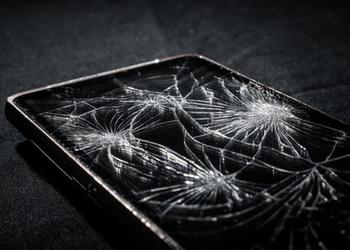 Аналитики: в ближайшие 5 лет на рынке появятся смартфоны с экранами, которые смогут «самовосстанавливаться»
