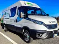 Iveco тестирует беспроводную зарядку электромобилей прямо на трассе