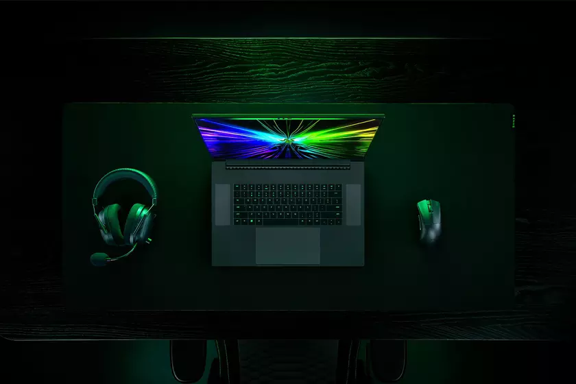 Razer раскрыла дату старта продаж ноутбука Blade 18 с QHD+ дисплеем на 300 Гц и ценой от $3099