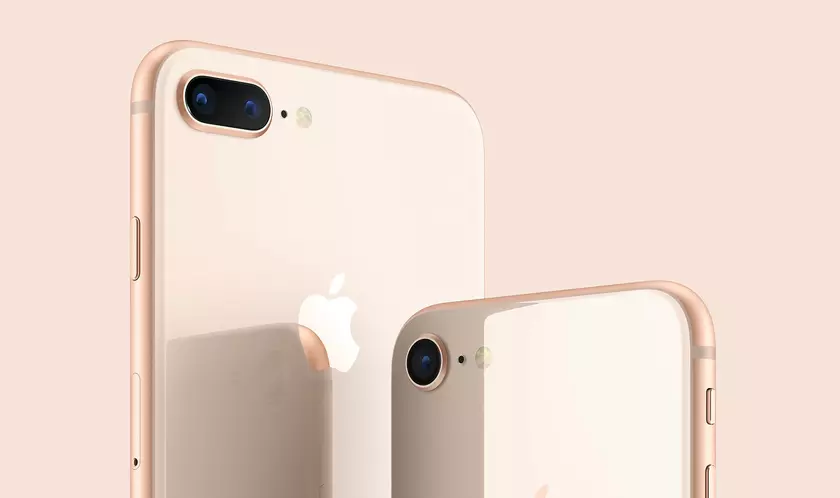 iPhone 8 и 8 Plus стали самыми популярными смартфонами октября