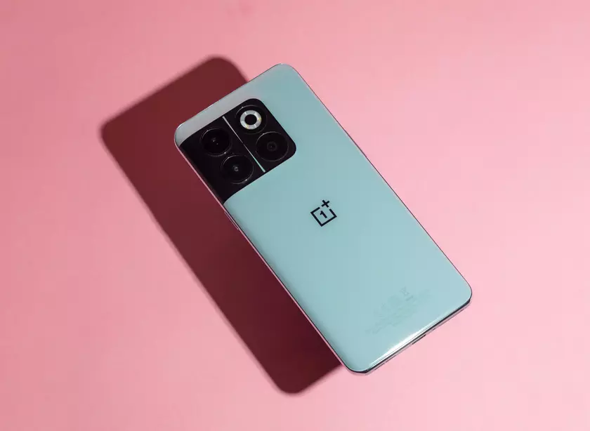 OnePlus 10T доступен на Amazon со скидкой 234 евро