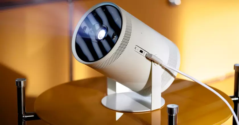 Samsung обновил проекторы The Freestyle и The Premier