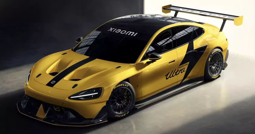 Xiaomi SU7 Ultra: Ультратехнологичный выбор с карбоновым капотом