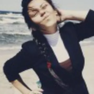 Александра Боброва