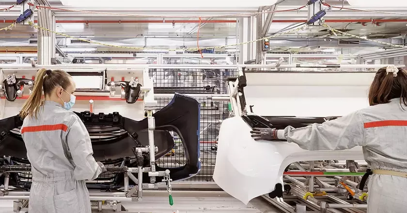 Как Toyota меняет ландшафт автомобилестроения: глубинный анализ