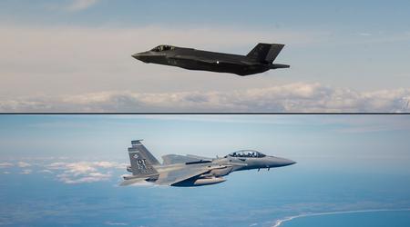 De F-15EX Eagle II kost $7,5 miljoen meer dan het F-35A Lightning II gevechtsvliegtuig van de vijfde generatie.