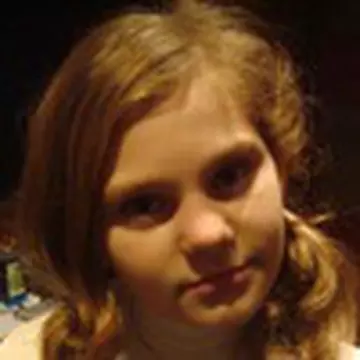 Лиза Олефир