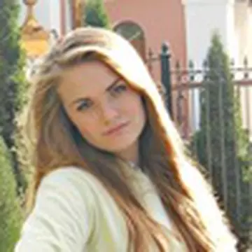 Алина Фролова