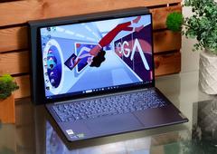 Огляд Lenovo Yoga Pro 9 16IRP8: потужний ноутбук з тонким металевим корпусом