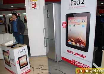 Планшет Apple iPad 2 своими глазами: фоторепортаж