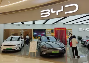 Китайская компания BYD догоняет Tesla по продажам электромобилей