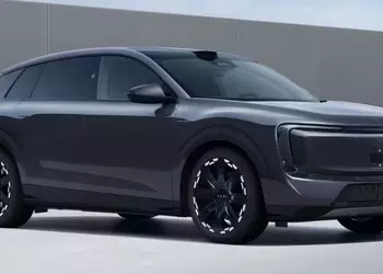 Появились официальные изображения электрического SUV AUDI E7X