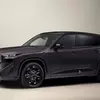 Современный BMW X5 2027 малого размера