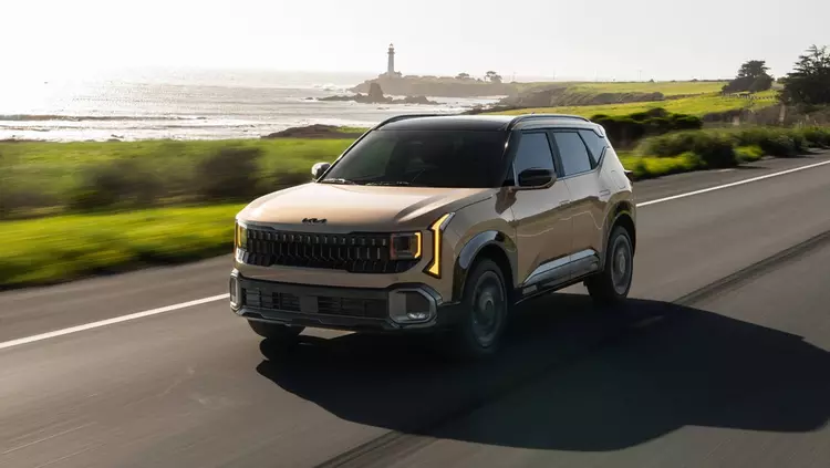 Kia Seltos 2027: Когда бюджетный кроссовер очень хочет стать флагманом