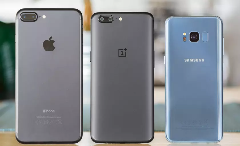 AnTuTu составил рейтинг лучших смартфонов 2017 года