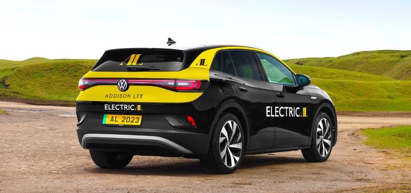 Крупнейшая в Лондоне компания такси перейдет на электромобили к 2023 году