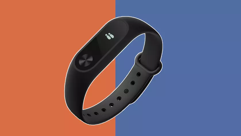Фитнес-трекер Xiaomi Mi Band 3 выйдет до конца года и порадует множеством улучшений