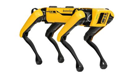 Boston Dynamics' dog-like robot amazed the audience with its dance in a dog suit (Video)