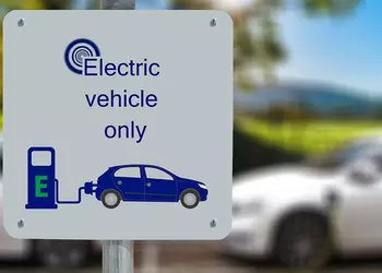 California now has more electric vehicle charging stations than petrol stations