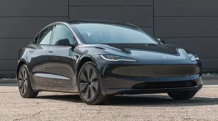 L'option payante Acceleration Boost, qui coûte près de 2 000 dollars, permet à la Tesla Model 3 Long Range d'accélérer de 0,6 seconde.