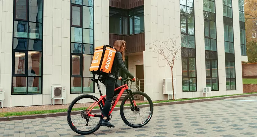 Украинский сервис доставки еды Raketa запускается в Киеве